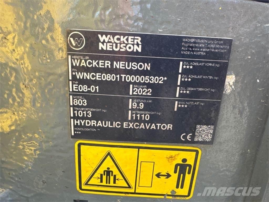 Wacker Neuson 803 حفارات زحافة