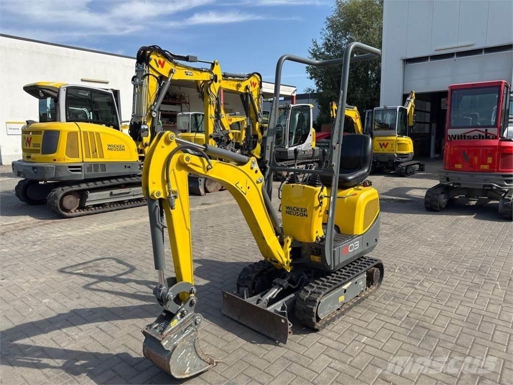 Wacker Neuson 803 حفارات زحافة