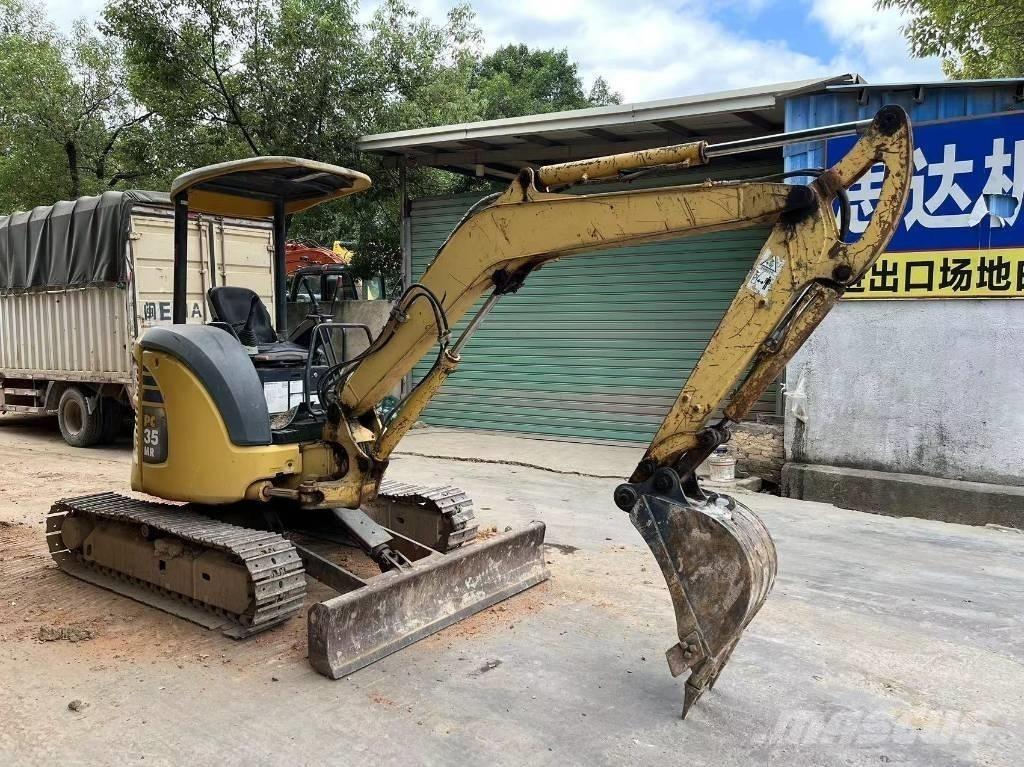 Komatsu PC 35 MR-2 حفارات صغيرة أقل من 7 طن (حفارات صغيرة)