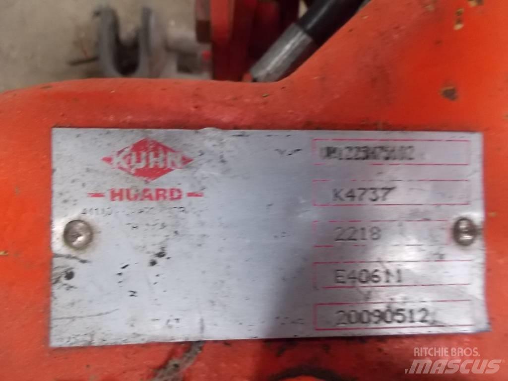 Kuhn Vari-Master 122 محاريث عكسية