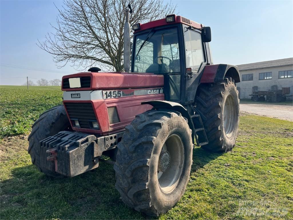 Case IH 1455 الجرارات