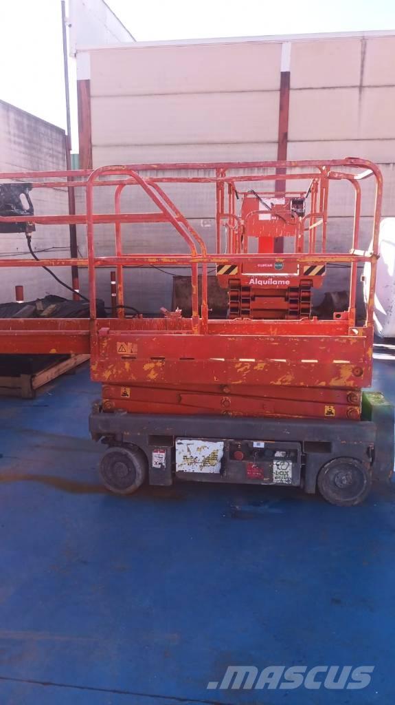 Haulotte Optimum  8 رافعات مقصية الشكل