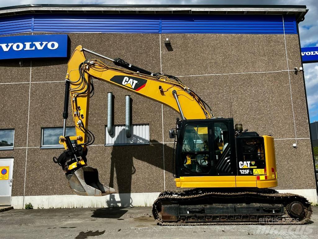 CAT 325 حفارات زحافة