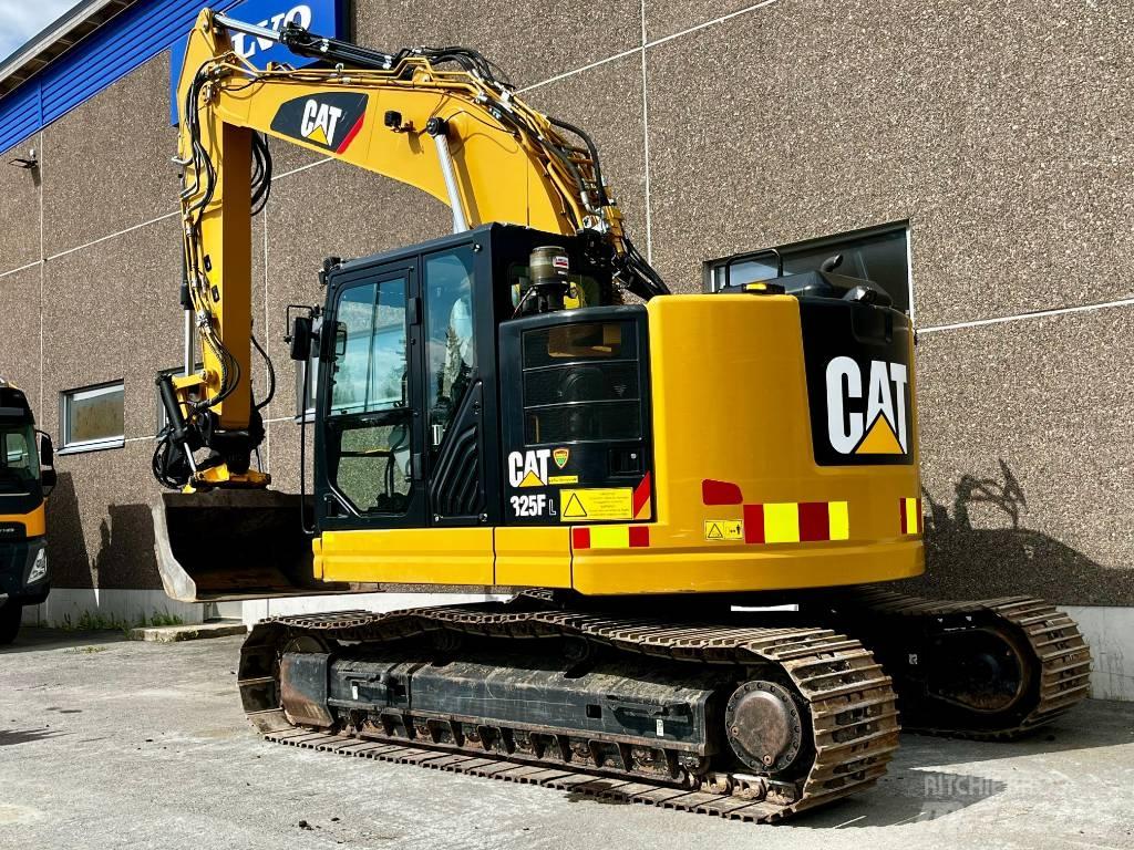 CAT 325 حفارات زحافة