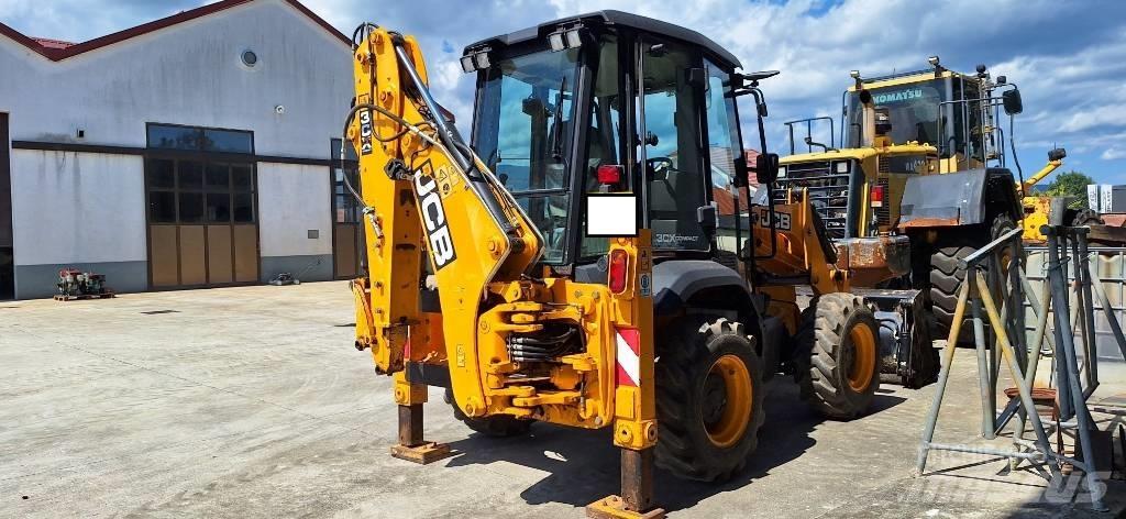 JCB 3CX COMPACT لوادر ذات جرافات عكسية