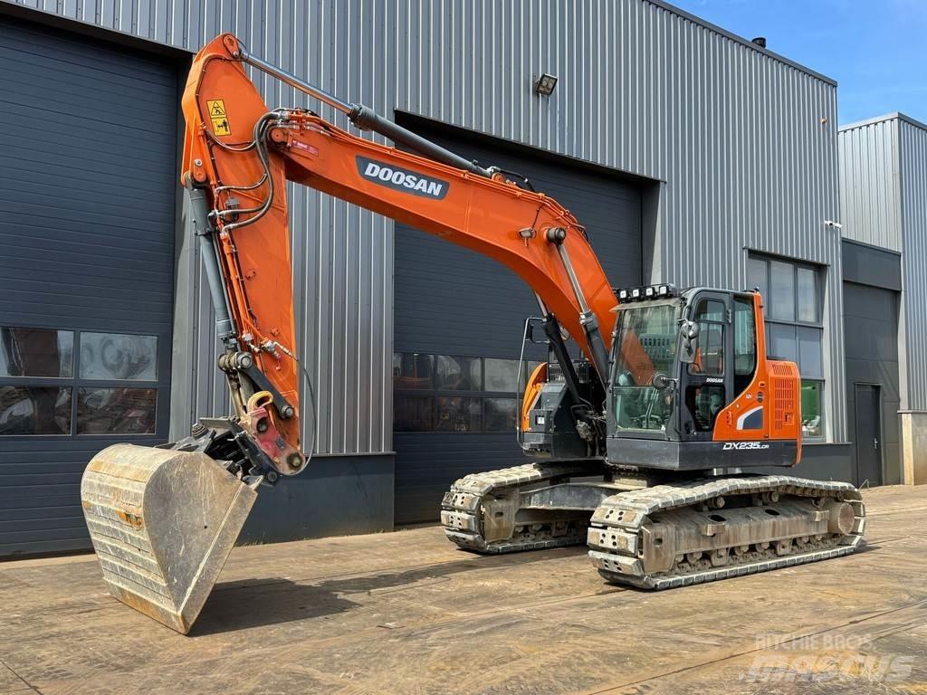 Doosan DX235 LCR-5 حفارات زحافة