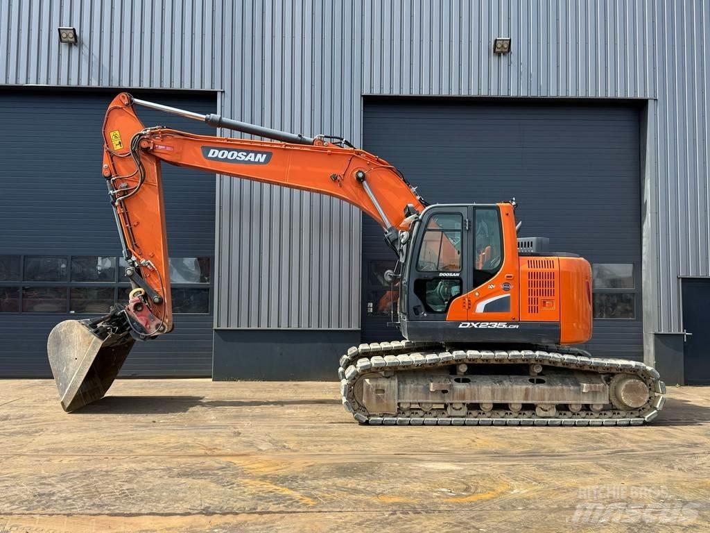 Doosan DX235 LCR-5 حفارات زحافة