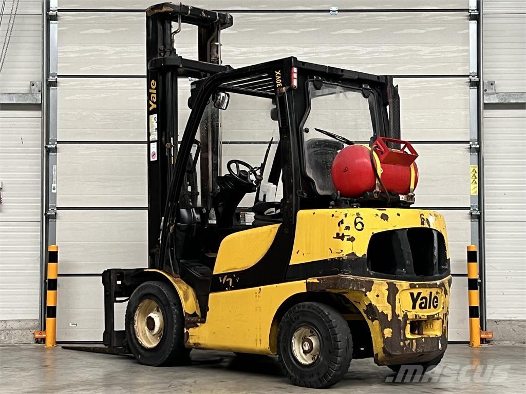 Yale GLP30VXV2445 شاحنات LPG