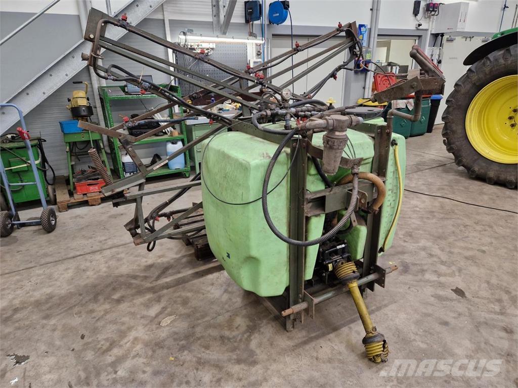 Tecnoma 800 Liter الرشاشات