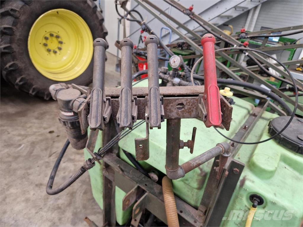 Tecnoma 800 Liter الرشاشات