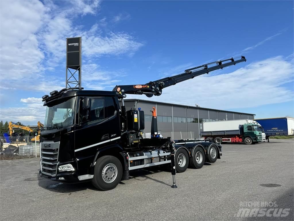 DAF XF 530 FAW 8X4 شاحنات الرافعات