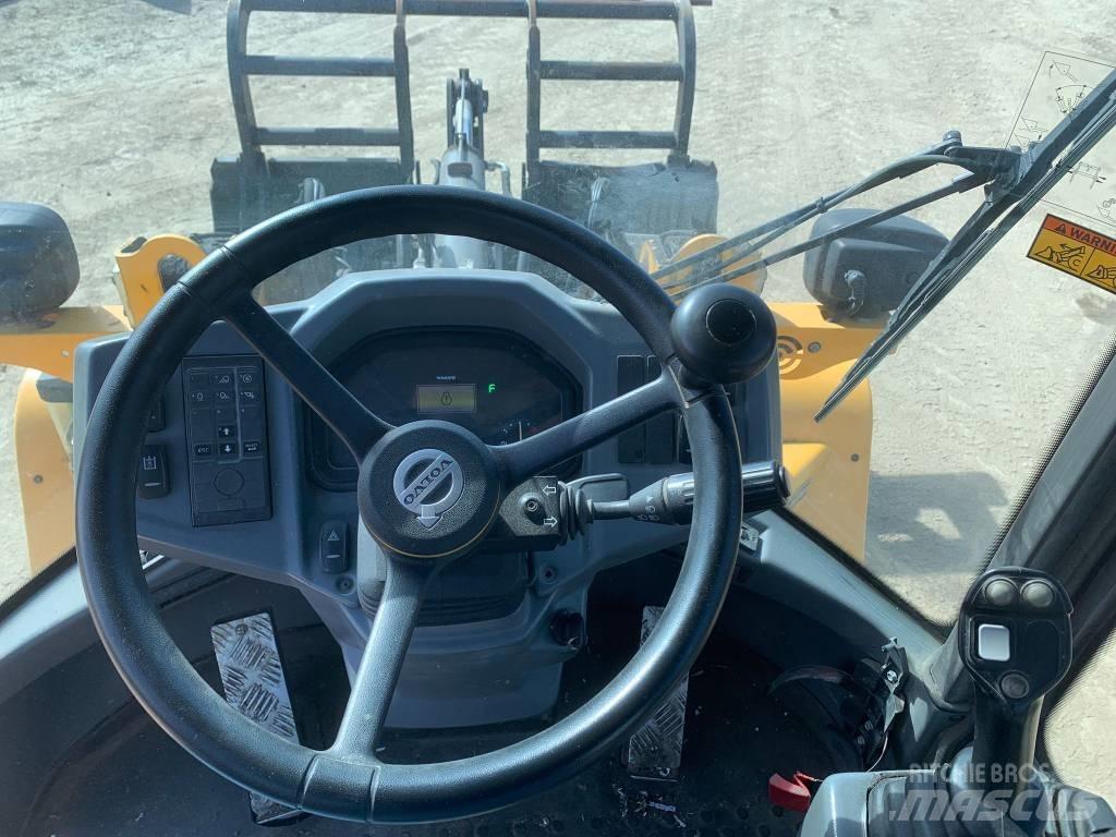 Volvo L 35 G لوادر بعجل