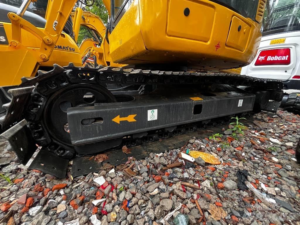 Komatsu PC 78 US حفارات وسط 7 طن - 12 طن