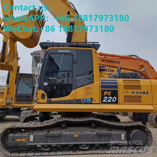 Komatsu PC 220-8 حفارات زحافة