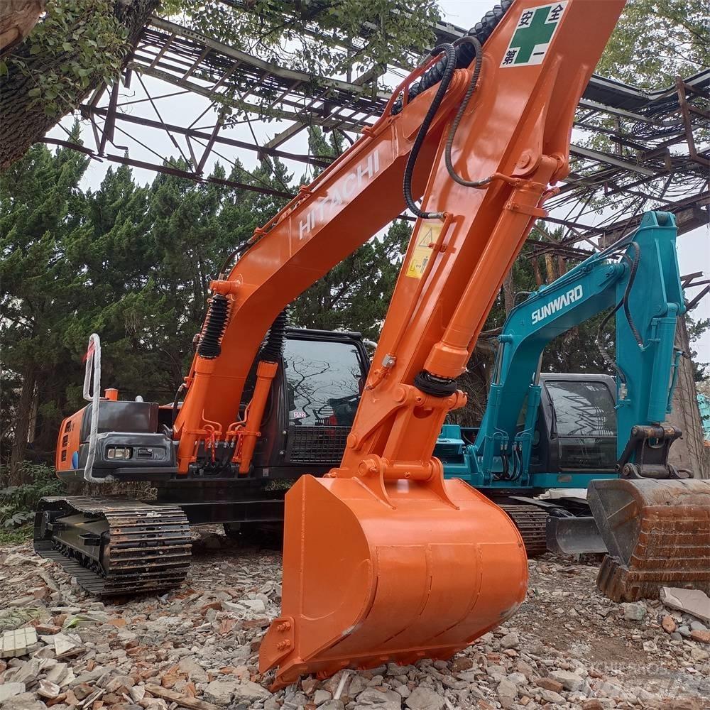 Hitachi ZAXIS120 حفارات زحافة