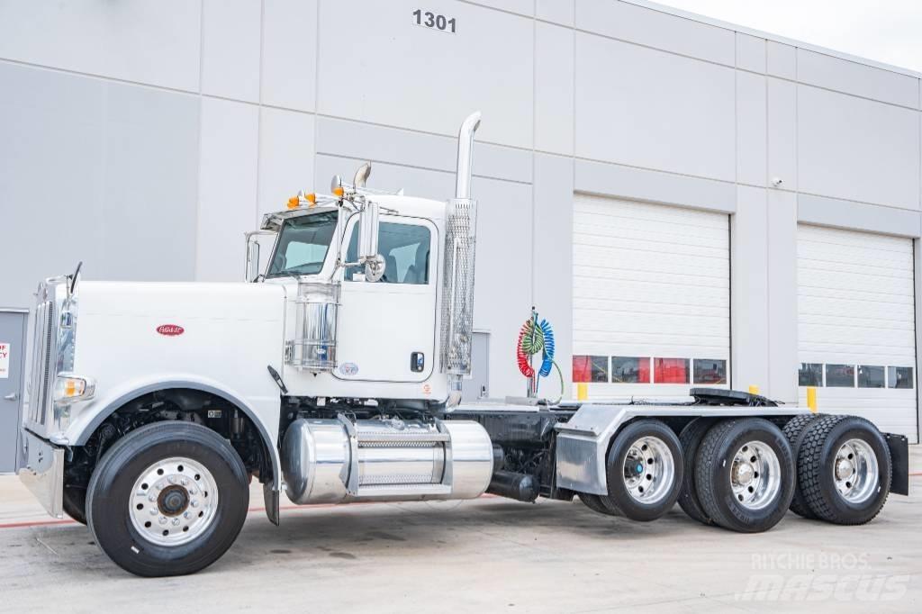 Peterbilt 389 وحدات الجر