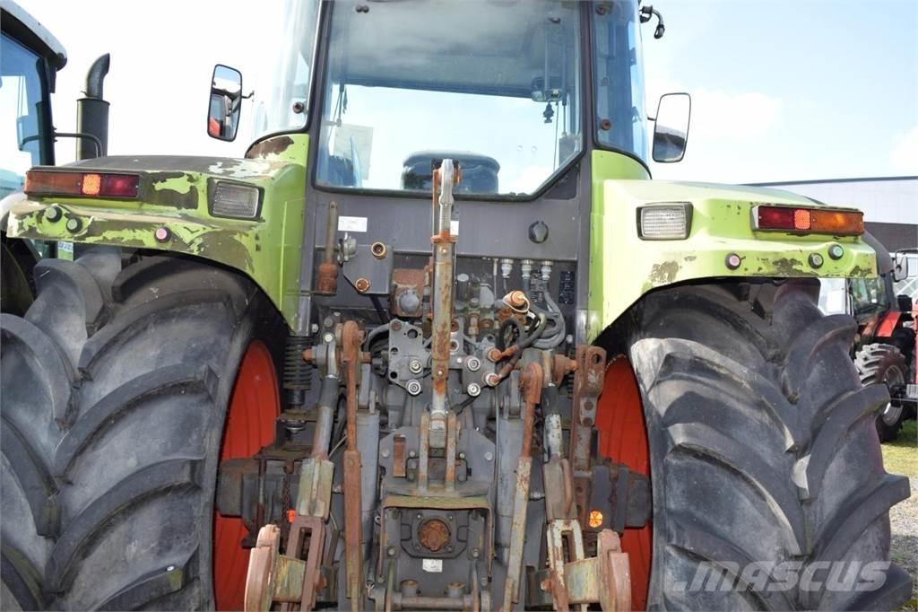 CLAAS Ares 697 ATZ الجرارات