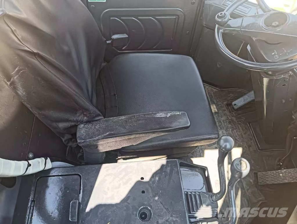 Komatsu WA 470-3 لوادر بعجل