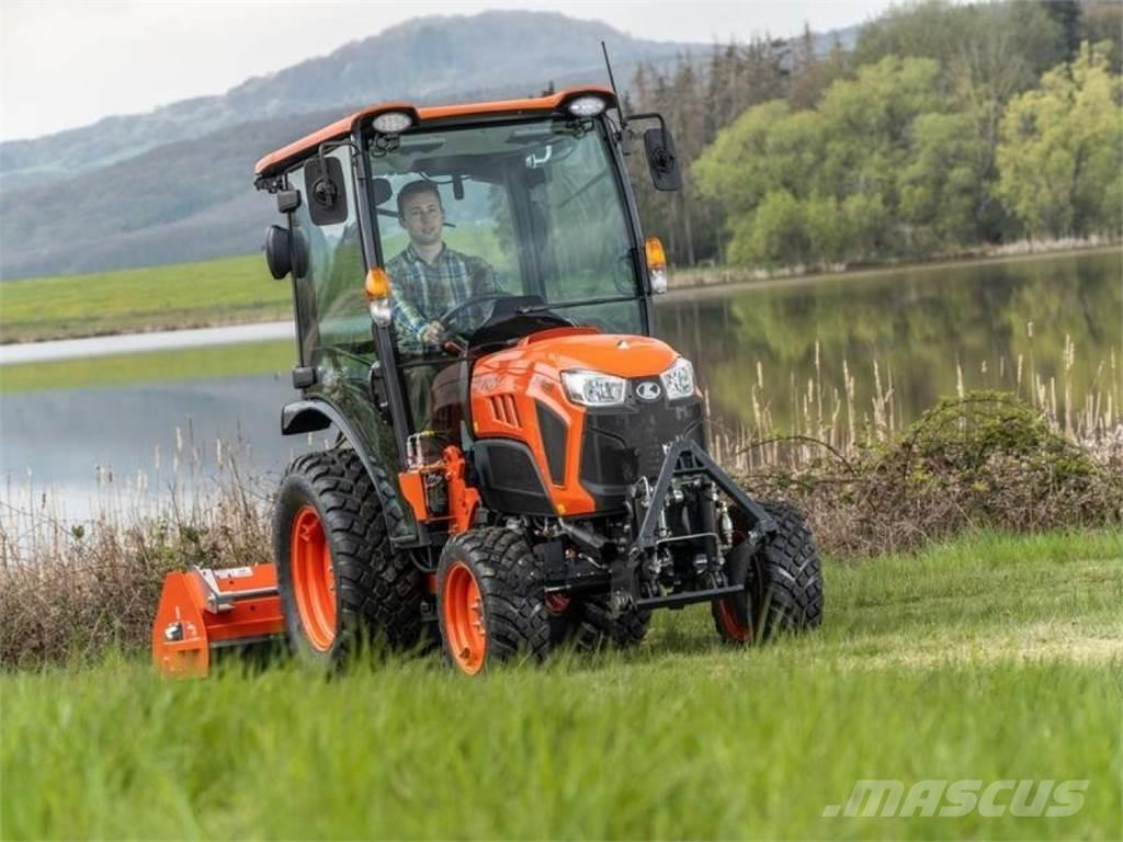 Kubota lx351 cab الجرارات