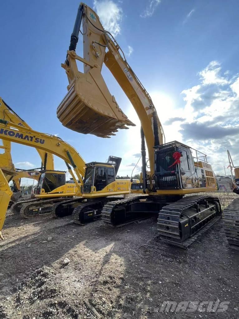 CAT 349 حفارات زحافة