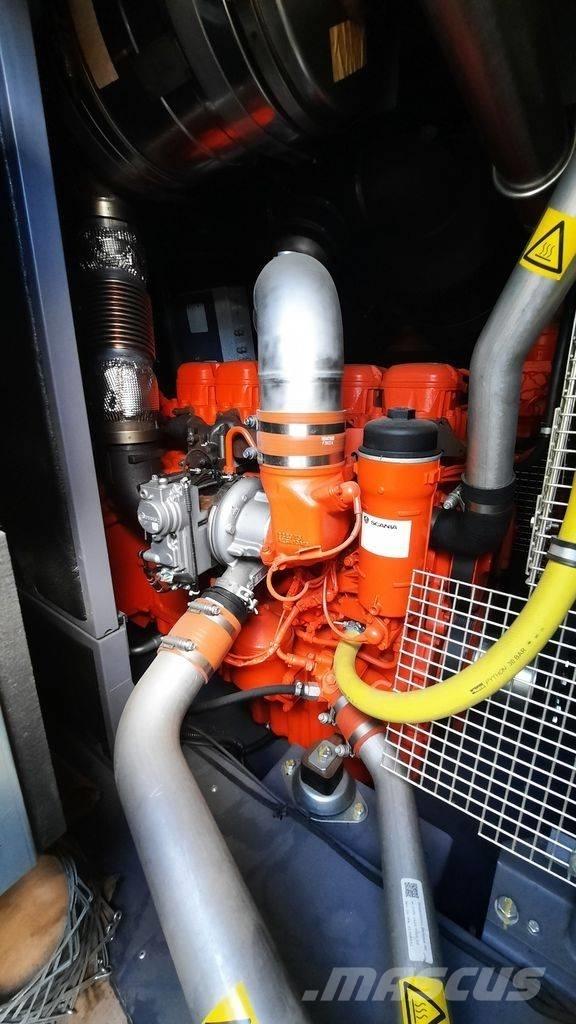 Atlas Copco V21 مكابس