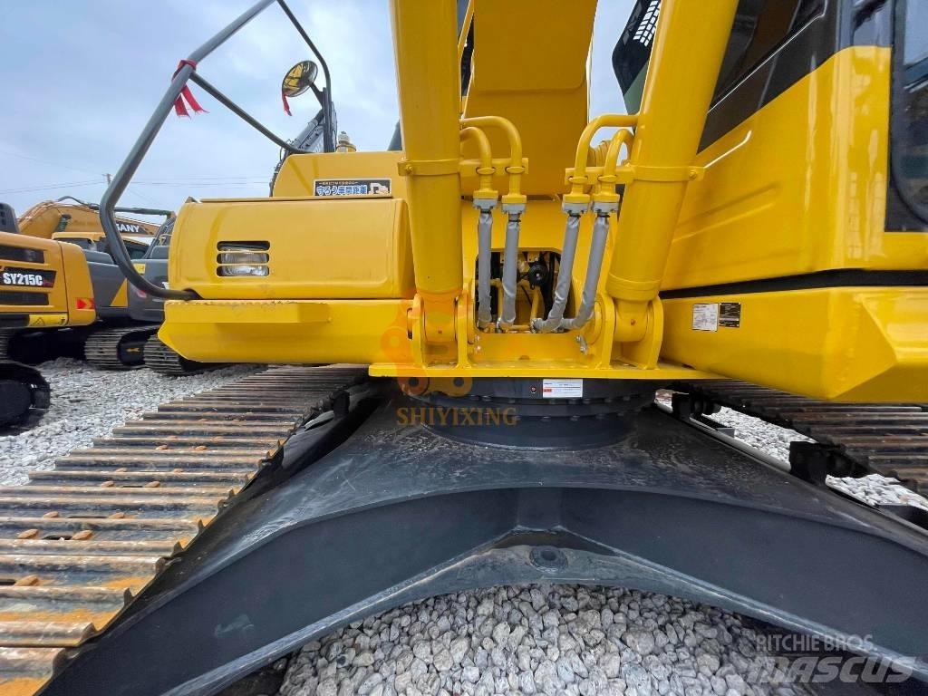 Komatsu PC 220-8M0 حفارات زحافة