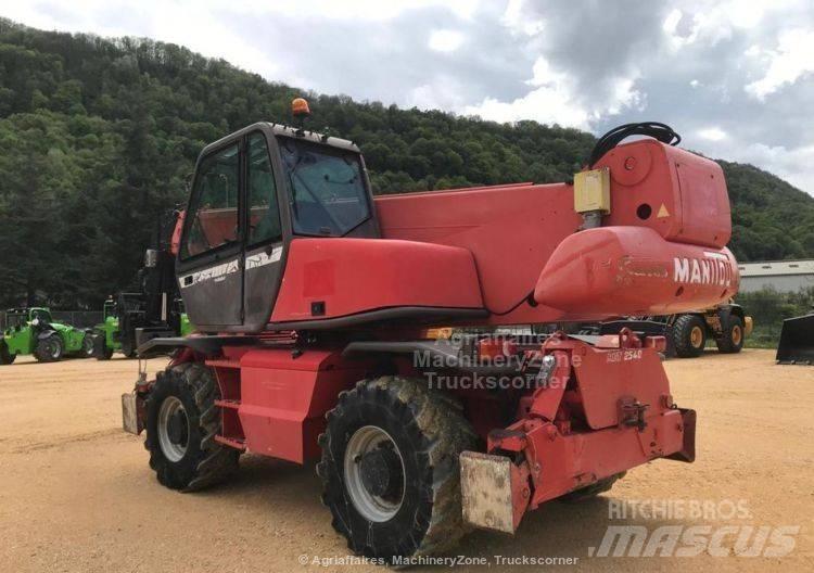 Manitou MRT 2540 مناولات متداخلة