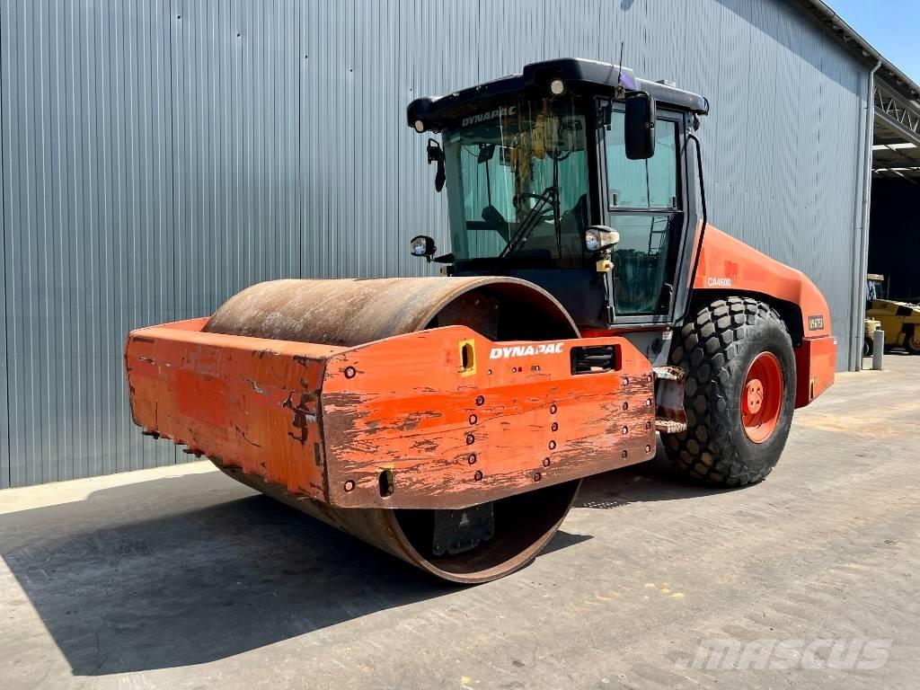 Dynapac CA4600D مداحل أحادية الأسطوانة