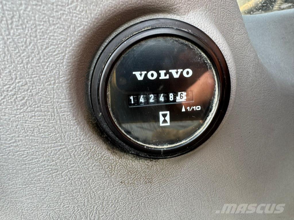 Volvo EC750EL حفارات زحافة