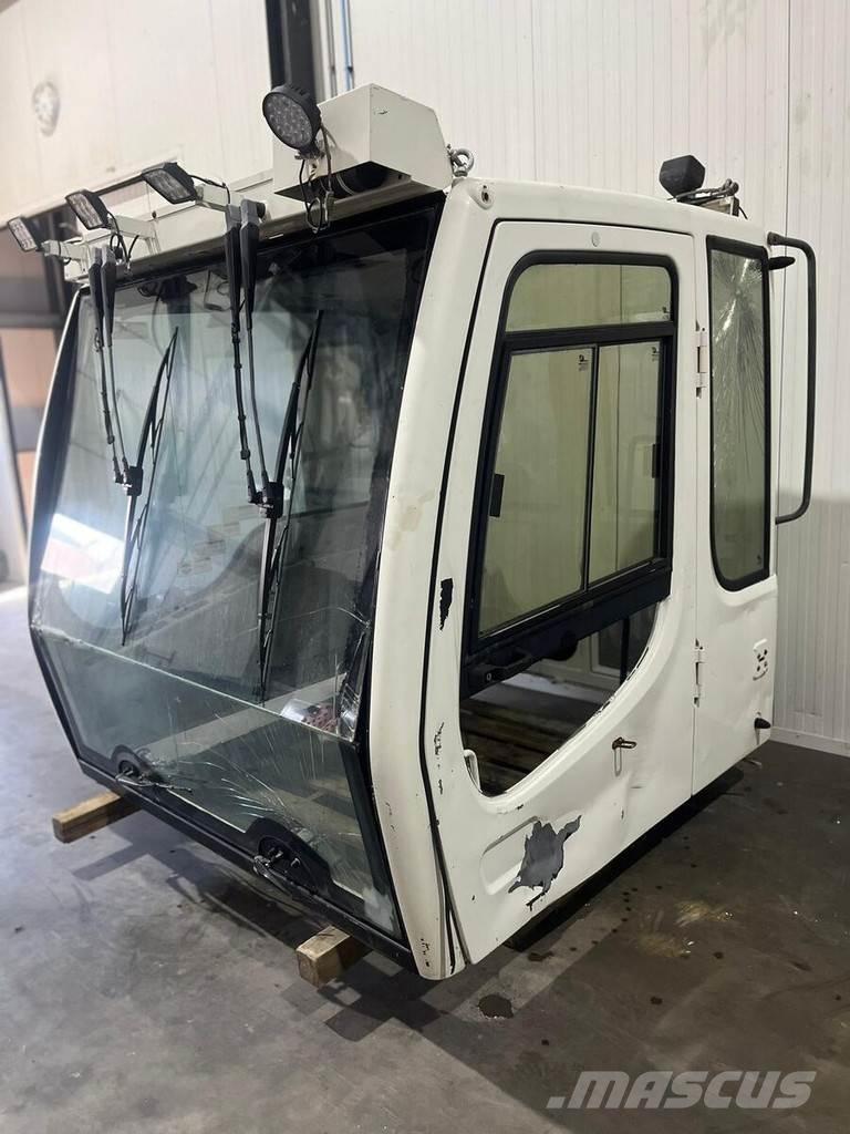 Liebherr Cabine مكونات أخرى