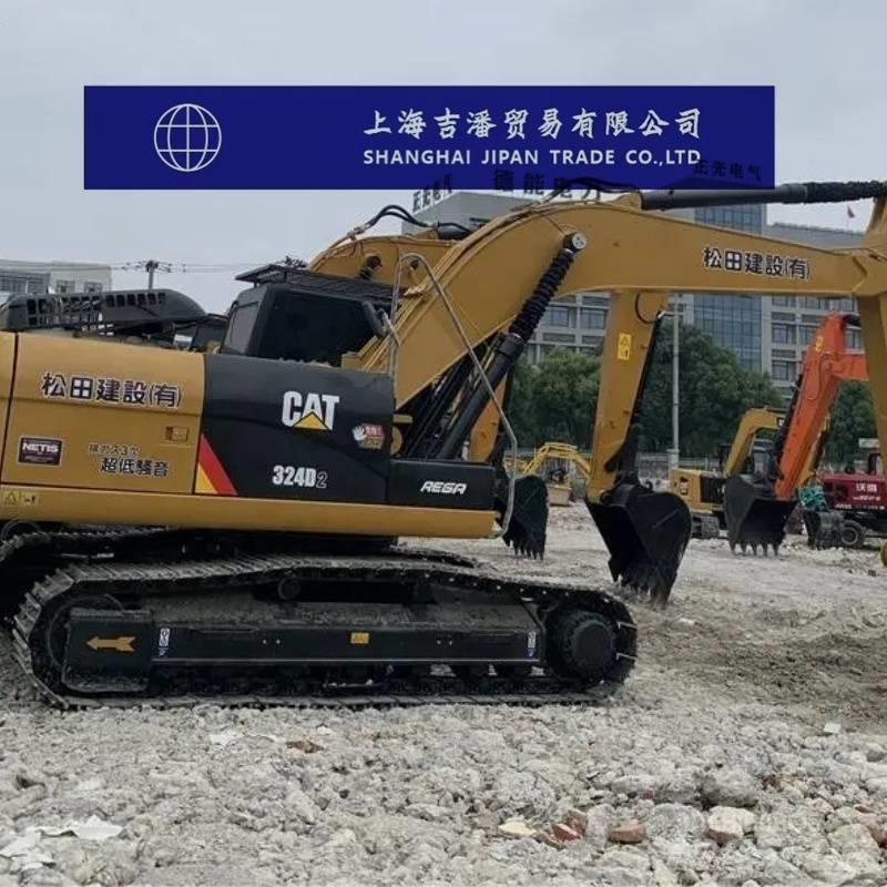 CAT 324 D حفارات زحافة