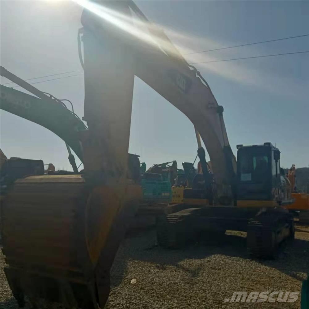 CAT 336D حفارات زحافة