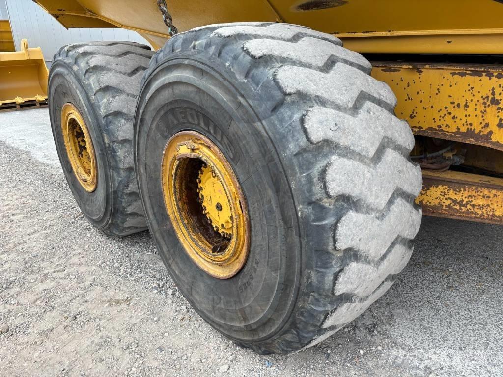 CAT 745 C ساحبات مفصلية