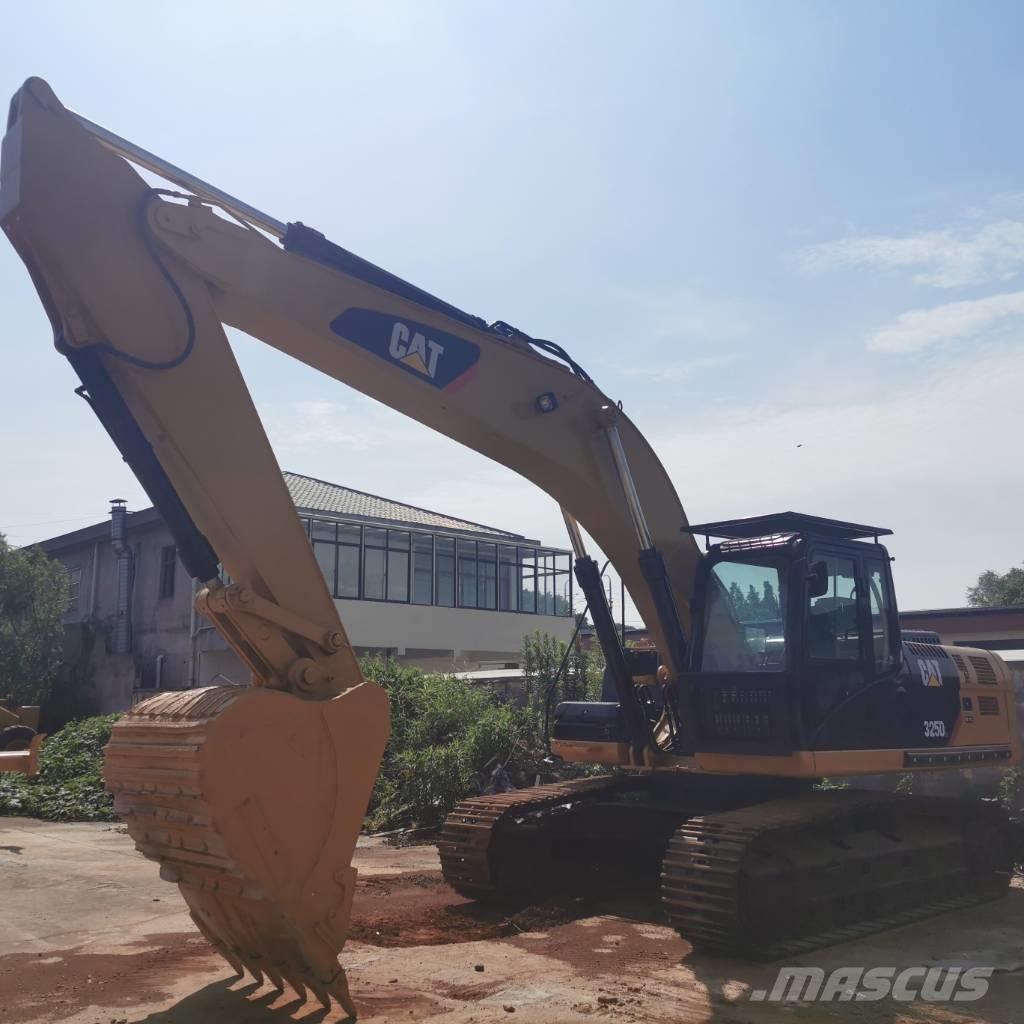 CAT 325DL حفارات زحافة