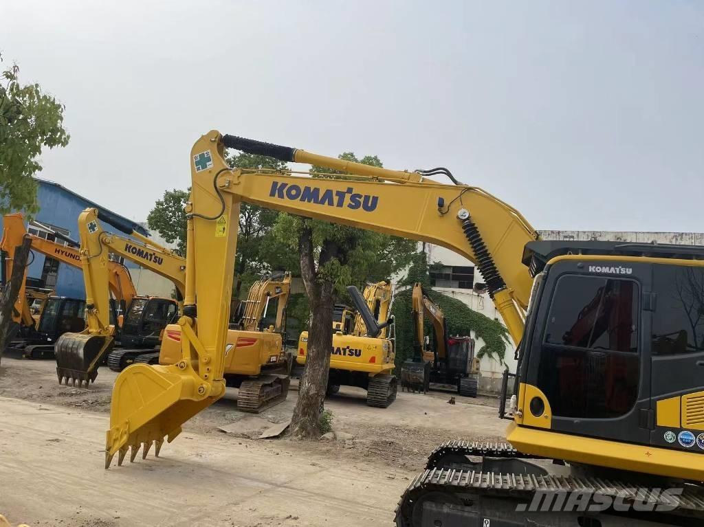 Komatsu pc200-8 حفارات زحافة