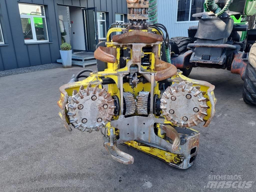 John Deere 1270 G حصادات