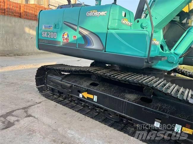 Kobelco SK 220 حفارات زحافة