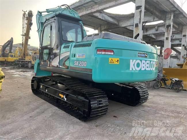 Kobelco SK 220 حفارات زحافة