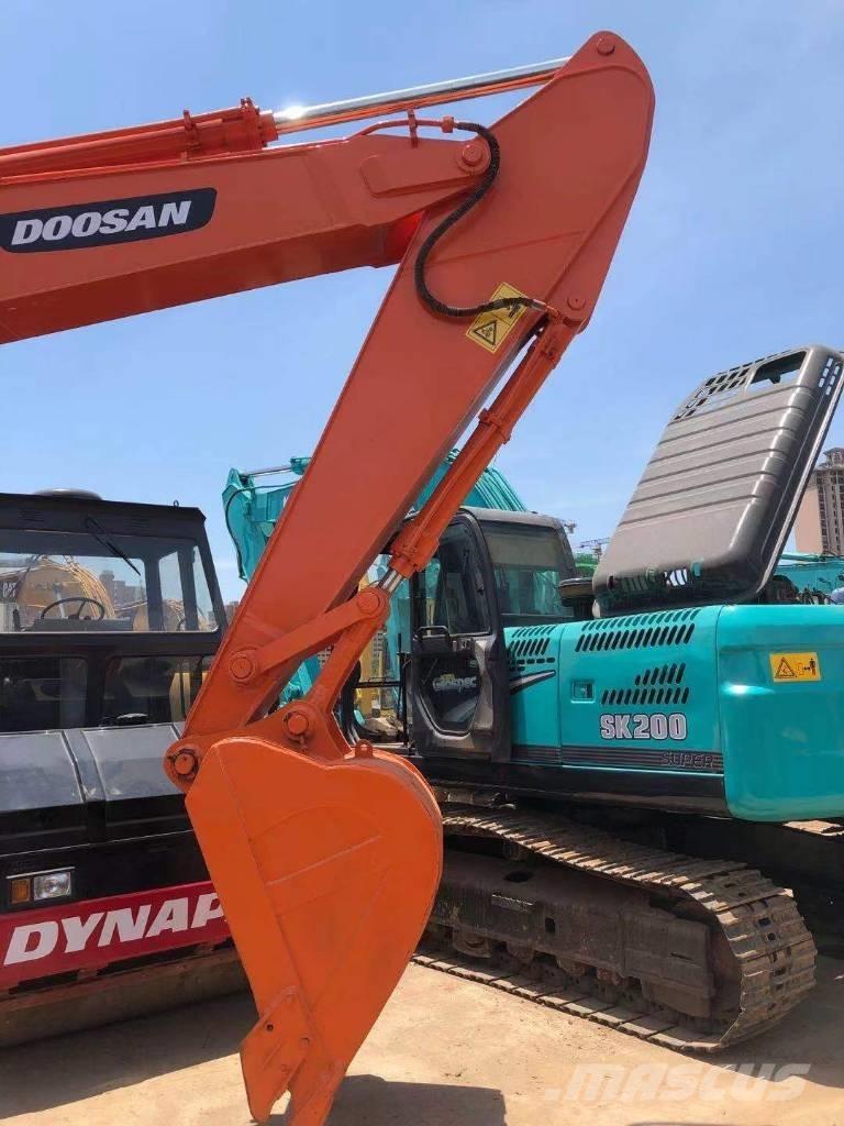 Doosan DH 220 LC-7 حفارات زحافة