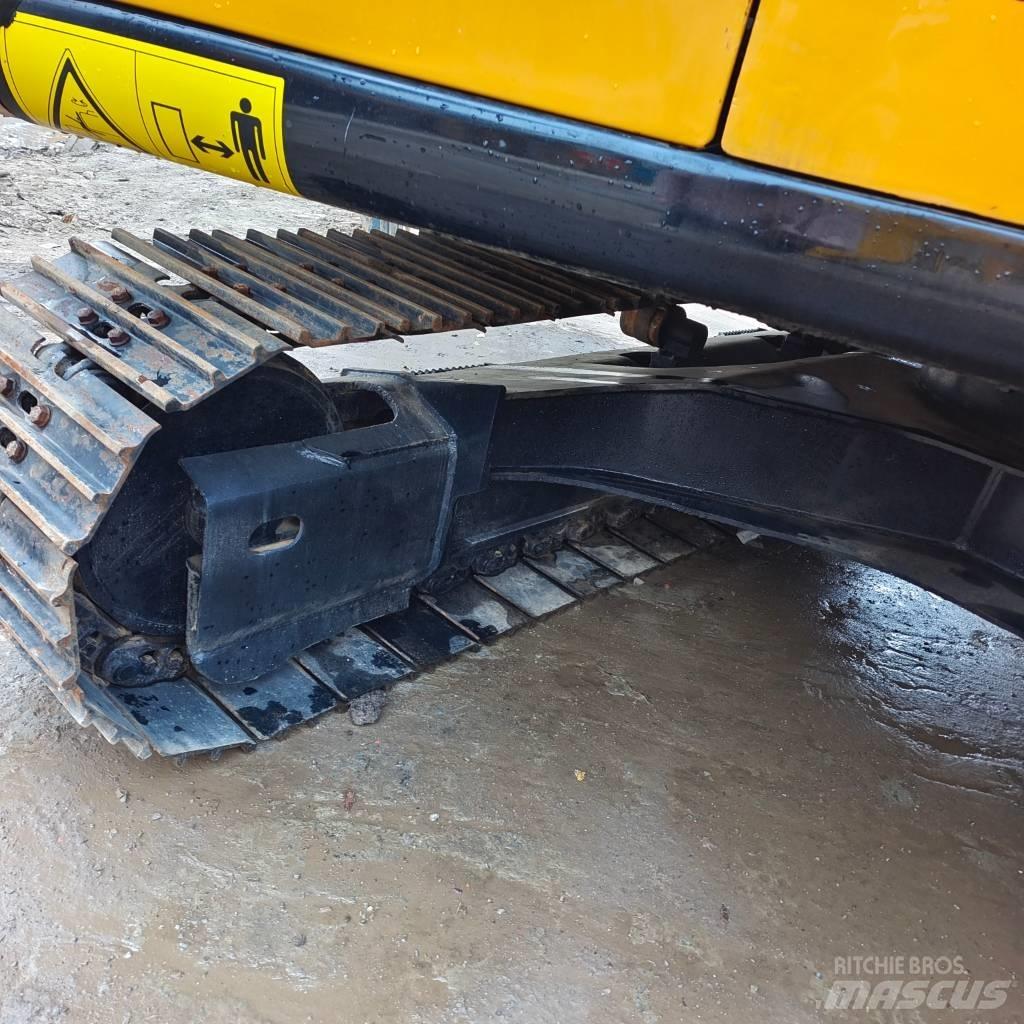 Sany SY 135 C حفارات زحافة