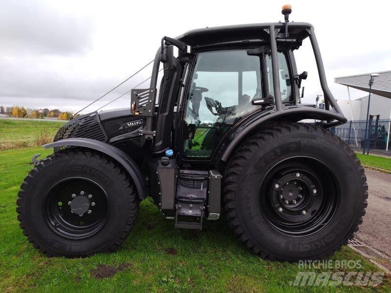 Valtra N 155 Direct الجرارات