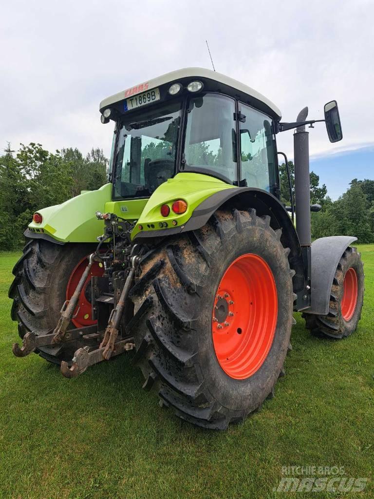 CLAAS Arion 640 الجرارات