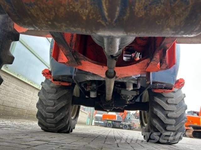 Kubota R 520 لوادر بعجل