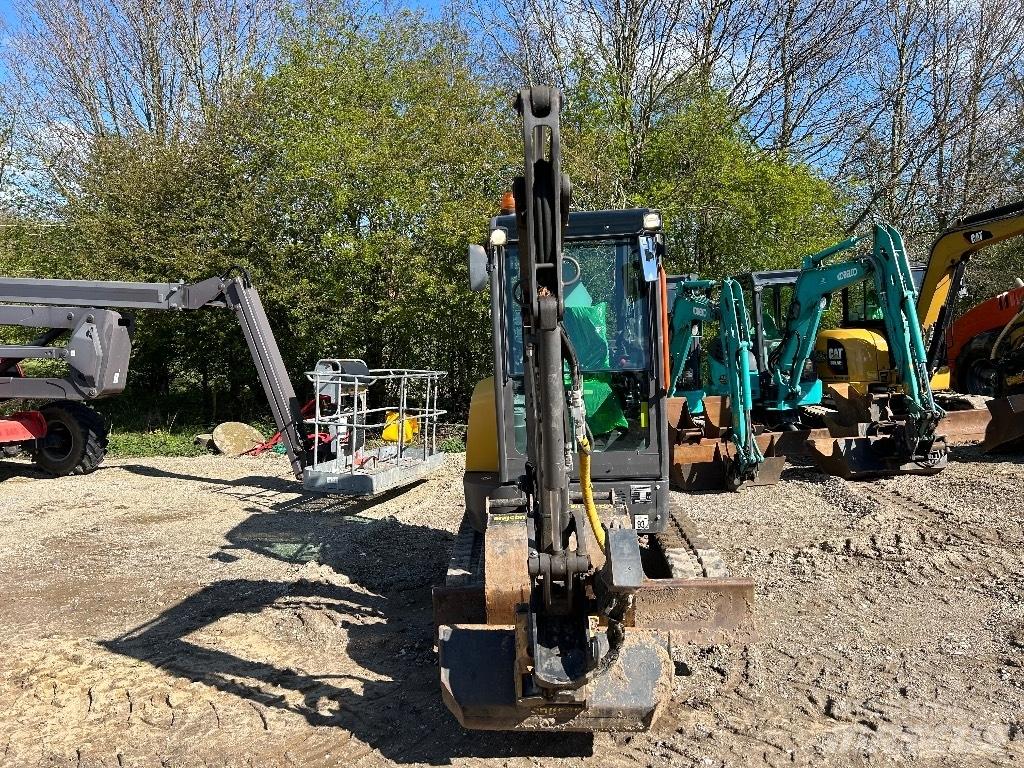 Volvo ECR 25 D حفارات صغيرة أقل من 7 طن (حفارات صغيرة)