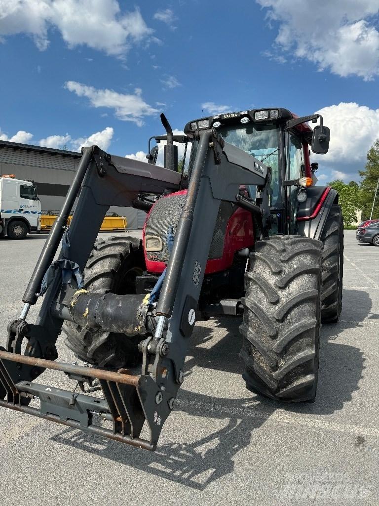 Valtra N141 Advance الجرارات