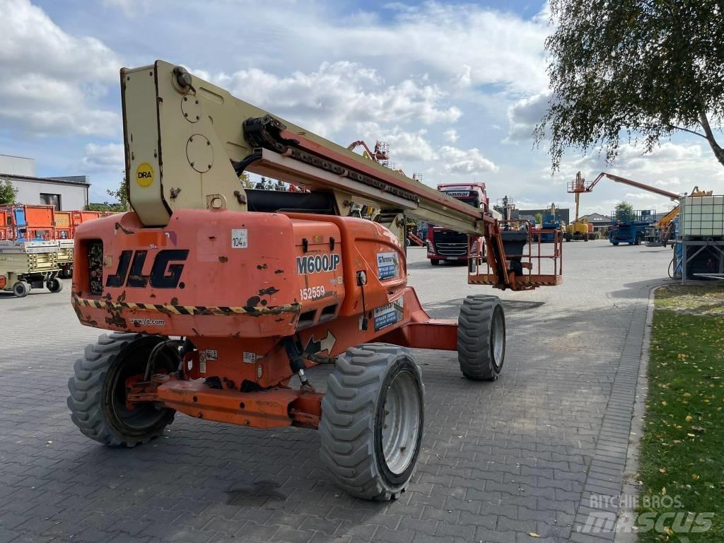 JLG M 600 JP رافعات سلة مفصلية