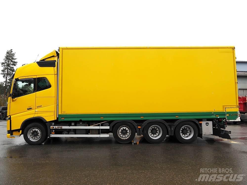 Volvo FH 16 شاحنات نقل ألواح الخشب