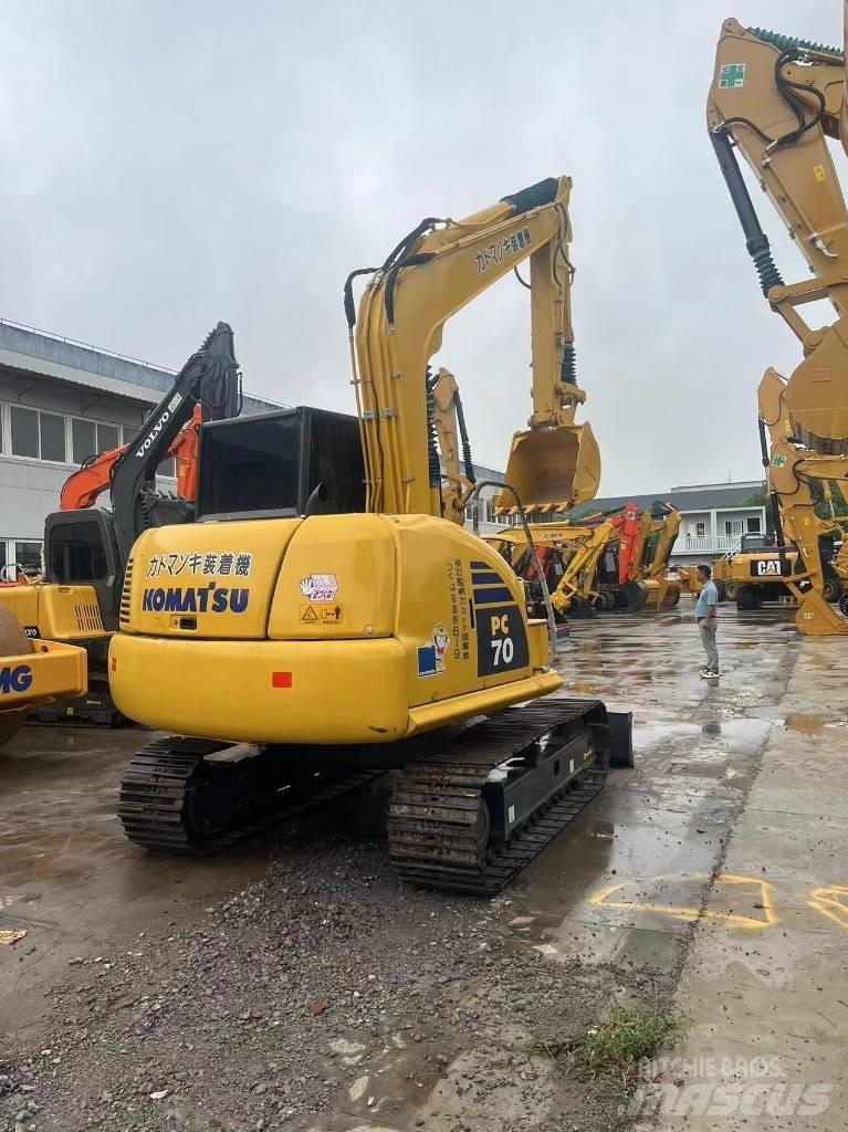 Komatsu PC 70 حفارات صغيرة أقل من 7 طن (حفارات صغيرة)