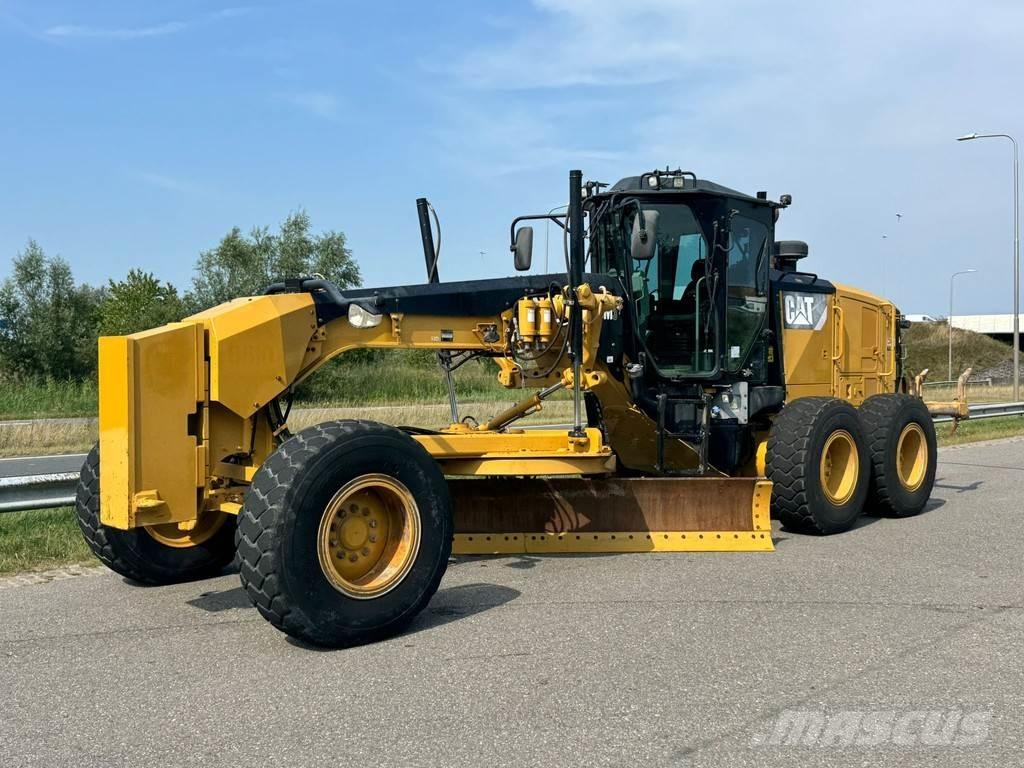 CAT 140M3 معدات تمهيد الطرق