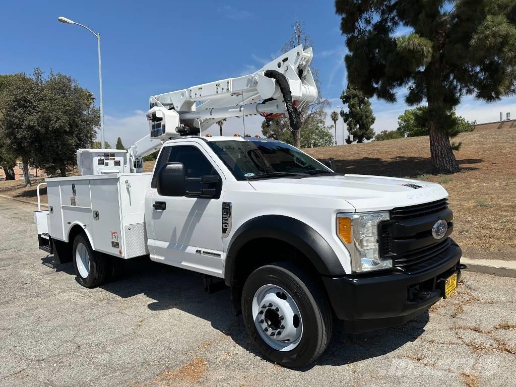 Ford F 550 SD شاحنات أخرى